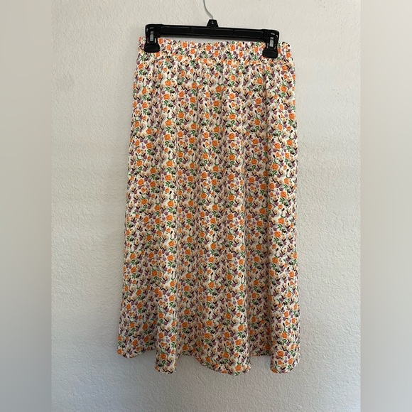 Floral Print Women's Midi Skirt - Picture 2 of 4
